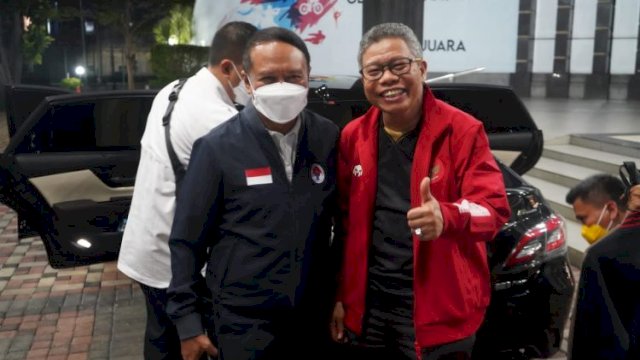 Menpora, Zainudin Amali bersama Wali Kota Parepare, Taufan Pawe (kanan). (Foto: Ist)