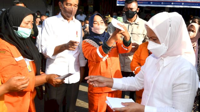 Presiden Jokowi dan Ibu Iriana Jokowi di Medan. (Foto: Biro Pers)