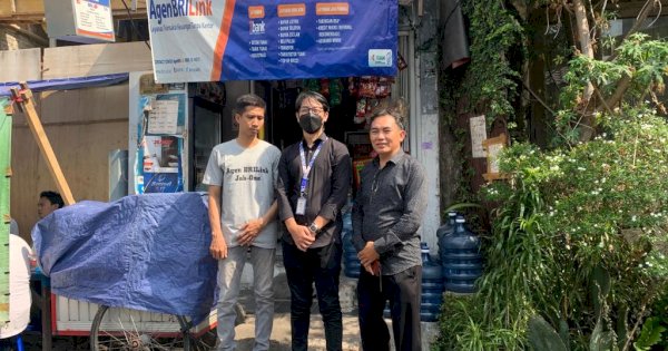 Melongok BRILink di Sekitar Tugu Monas