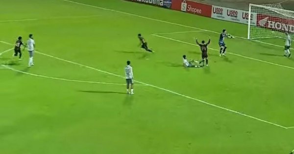 PSM Hancurkan Juara Bertahan Bali United di GBH