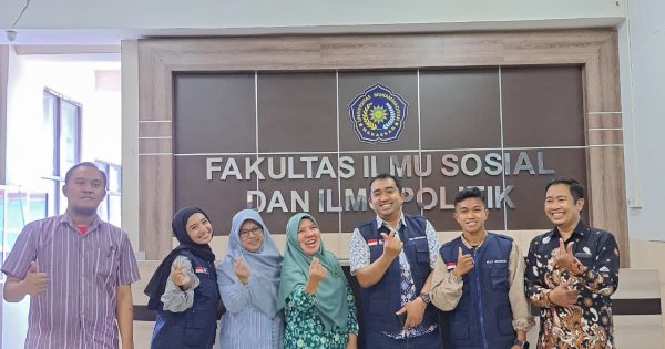 Dekan Fisip Unismuh Lepas Tim PkM ke Davao City, Filipina