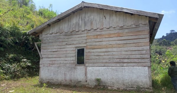 Rumah Warga Transmigrasi di UPT Rano Mulai Rusak, Ditelantarkan?