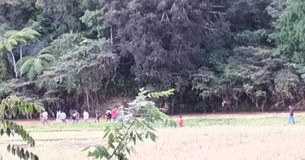 2 Warga Polman Dilaporkan Hanyut di Sungai Mamasa, Usai Polisi Grebek Judi Sabung Ayam