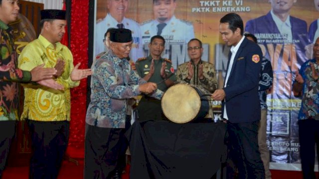 Hasri Jack terpilih aklamasi sebagai Ketua Karang Taruna Kabupaten Enrekang dalam TKKT VI (Foto: Istimewa) 