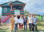 Dukung Pemenuhan Rumah Layak Huni, PT Semen Tonasa Serah Terimakan Program Bedah Rumah