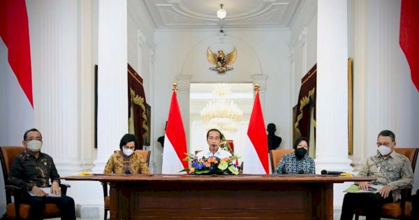 Jokowi: Saya Sebetulnya Ingin Harga BBM Dalam Negeri Terjangkau