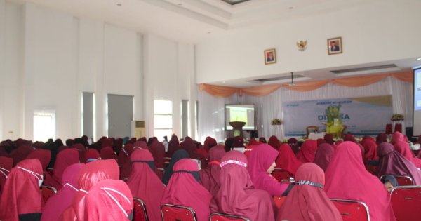 Mengoptimalkan Peran, Muslimah Wahdah Bantu Pemerintah Tuntaskan Buta Aksara Al-Quran di Lutim