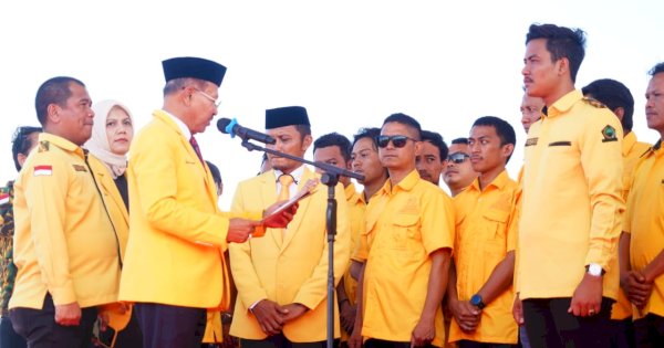 Ketua Golkar Sulsel Beri Target Iksan Iskandar 10 Kursi di Jeneponto