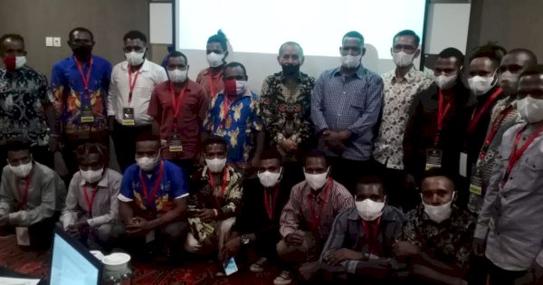 Distrik Benawa Gelar Bimtek Pengelolaan Keuangan Desa di Makassar