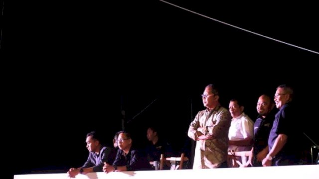Wali Kota Makassar Danny Pomanto kagumi Festival Pinisi 2022 (Foto: Istimewa) 