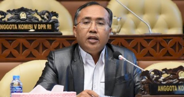 Komisi V DPR Ingatkan Pemerintah Antisipasi Kemacetan di Jalur Mudik Lebaran 2023