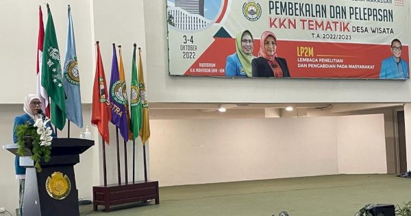Kadisbudpar Sulsel Saksikan Pelepasan 625 Mahasiswa KKN Tematik UIM ke Jeneponto