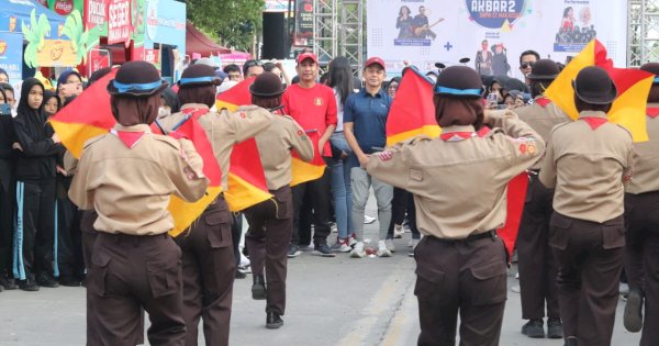 Ikut Jalan Santai dan Donor Alumni SMP 22, RL: Semoga Alumni yang Lain Ikuti