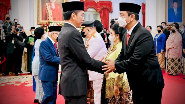 Hendrar Prihadi Dilantik Sebagai Kepala LKPP Gantikan Azwar Anas