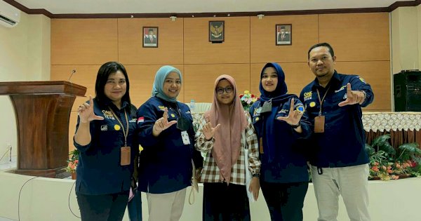 Mahasiswi Ilmu Komunikasi: Temukan celah Bank Mandiri sebagai Peluang ditengah Gaya Elit Ekonomi Sulit