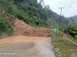 Jalan Poros Mamasa-Mamuju Tertimbun Longsor, Belum Ada Penanganan Dinas Terkait