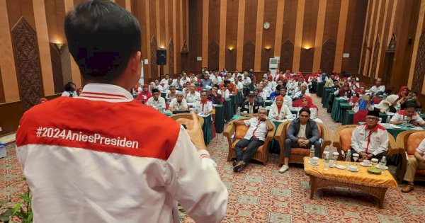 Anies Minta Relawan Beri Fakta dan Jaga Akhlak