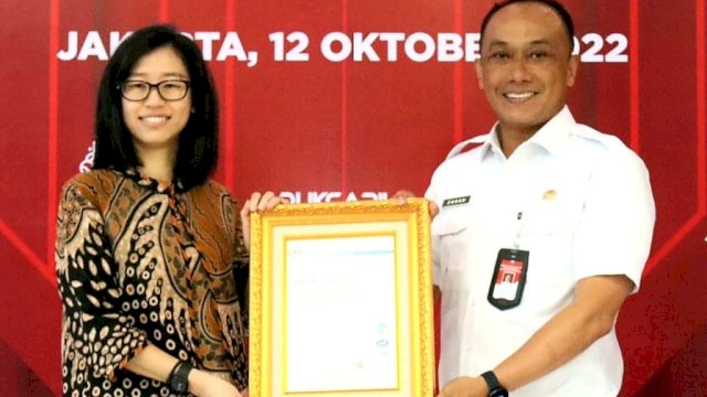 Dirjen Dukcapil Zudan Arif Fakrulloh (kanan). [Dok. Kemendagri/Ist]