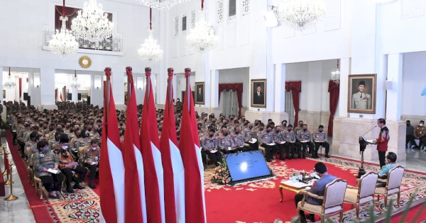 Kepercayaan Publik Terhadap Polri ‘Terjun’, Jokowi: Kembalikan, Kerja Keras