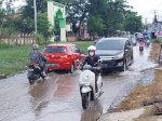 Potret Gowa: Jalan Ini dan Masjid Langganan Genangan