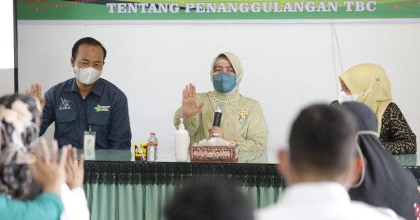 Indira Terima Tim Terpadu Penanganan TB
