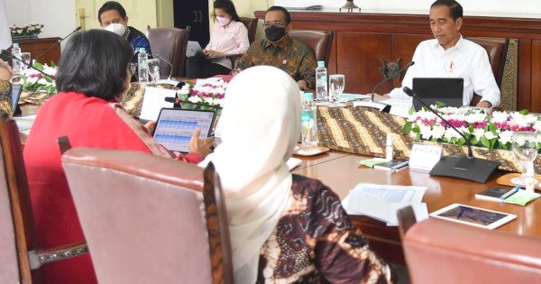 Pemerintah Naikkan Tarif Cukai Hasil Tembakau Tahun 2023 dan 2024