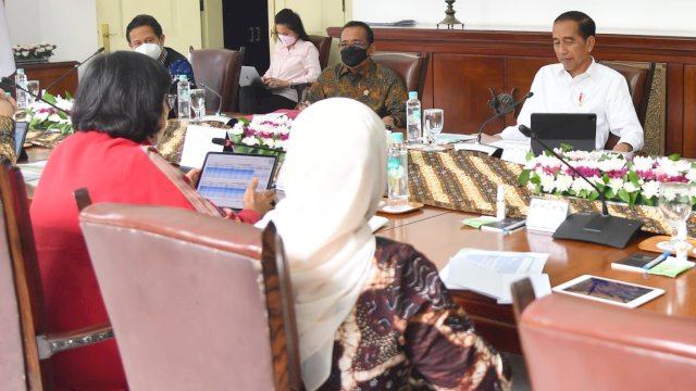 Pemerintah Naikkan Tarif Cukai Hasil Tembakau Tahun 2023 dan 2024