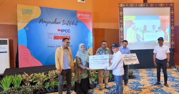 Pelindo Regional 4 Serahkan Bantuan TJSL di Maluku