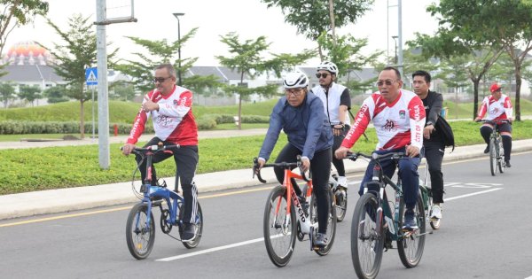 Gowes Bersama Peserta APEKSI, Wali Kota Kenalkan Kota Makassar