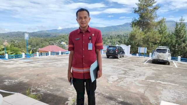 Kepala Bidang Pembinaan Sekolah Dasar (SD), Masmun. 