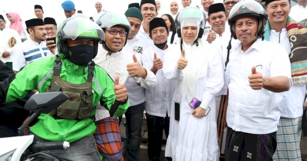 Wali Kota Naik Ojol Berangkat Shalat Subuh Berjamaah di Anjungan