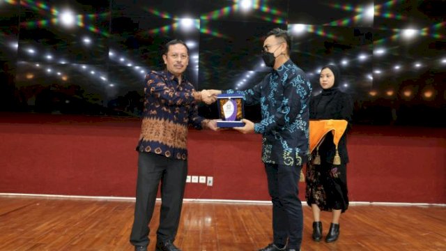 Danny Raih Penghargaan dari Media Ini