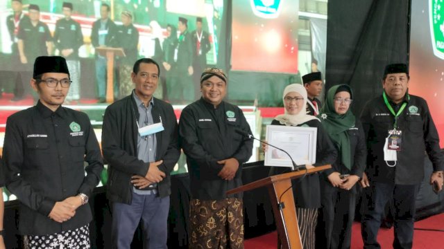 Depan Menpora dan Kapolri, Majdah Bawa UIM Terima Penghargaan dari Pagar Nusa