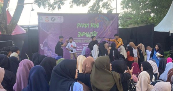 Semaraknya Hari Terakhir Pekan Raya Jurnalisik UINAM
