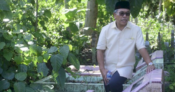 Gaya IAS, Setiap Roadshow Selalu Isi dengan Ziarah Makam Sahabat