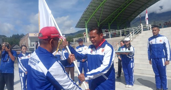 Target 3 Besar, Sekda Mamasa Lepas Atlet ke Porprov Sulbar: Jaga Sportivitas