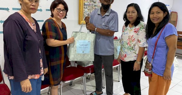 PWGT Jemaat Masale Bagi 150 Paket Sembako Jelang Natal: Kasih Tuhan Harus Sampai