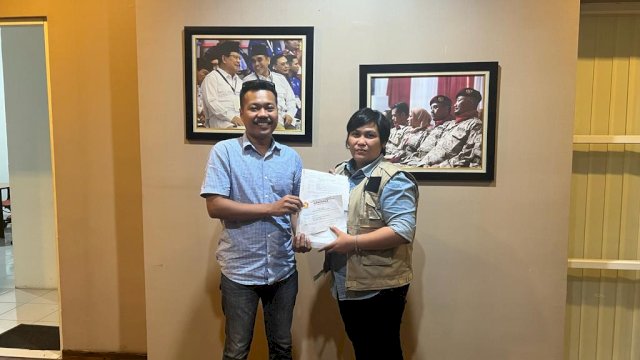 Hasri Jack (HJ) daftar di Gerindra sebagai Bacaleg DPRD Sulsel Dapil 9, Selasa (20/12). 