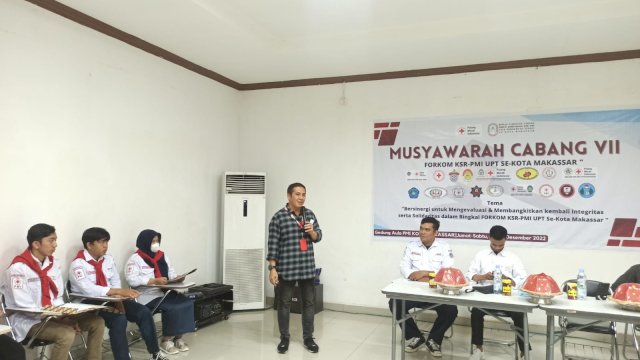 Deng Ical Buka Musyawarah Forkom KSR PMI se Makassar