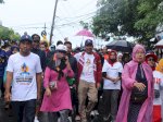 Hujan Tak Halangi Warga Manggala Ikuti Jalan Sehat Anak Rakyat