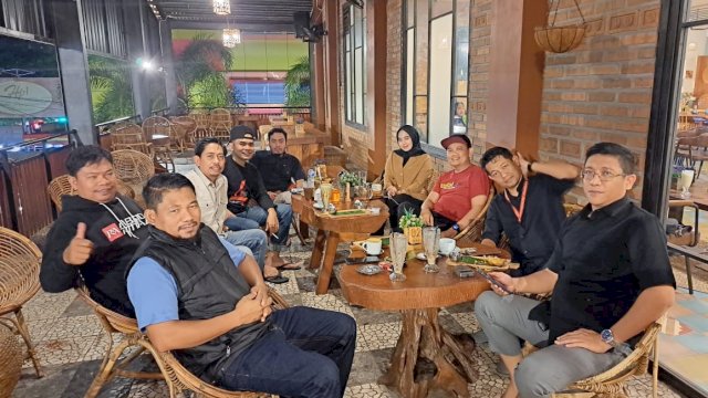 Pengurus SMSI Sulsel rapat persiapan penerimaan anggota baru dan persiapan pleno, Kamis (29/12). 