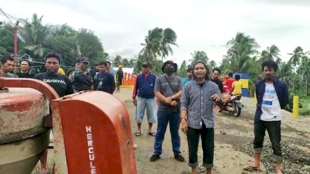 Proyek Jembatan Tabinjai Senilai Rp 6,3 M Molor, Aktivis Minta Diusut