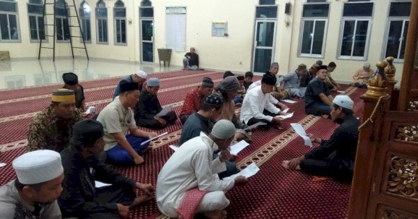 Sambut Tahun Baru, Dzikir dan Doa Bergema di Kelurahan Kalase’rena