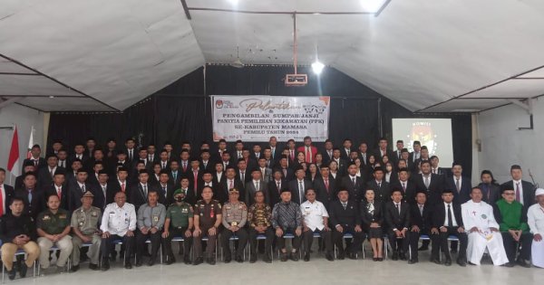 85 Orang PPK Dilantik, Ketua KPU Mamasa: Harus Netral
