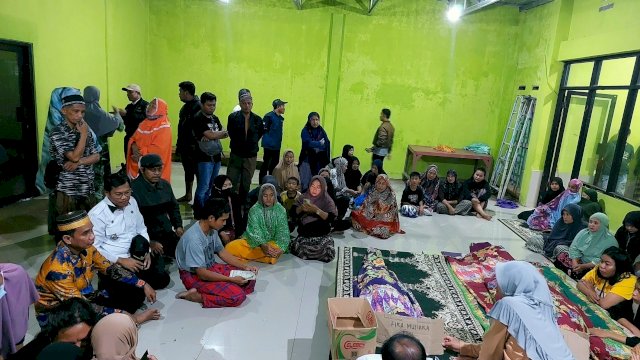 Ketua DPRD Makassar Melayat ke Korban Pohon Tumbang