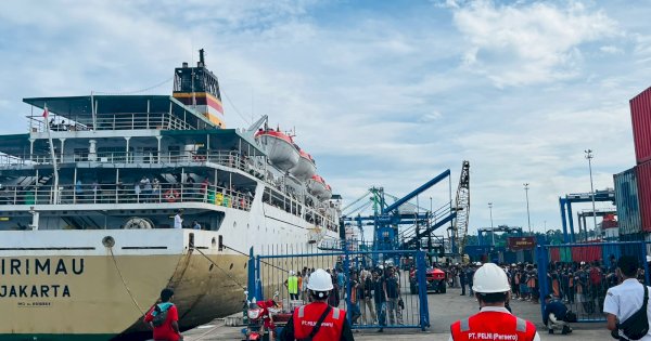 Jelang Lebaran, Jadwal Kapal di Pelabuhan Makassar Padat: Simak Rute dan Waktunya