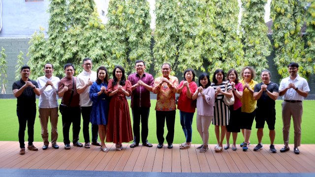 Imlek, Wali Kota Makassar Keliling di Kediaman Tokoh Tionghoa