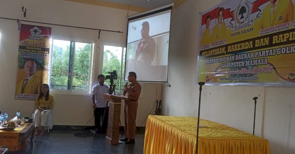 Sekda Mamasa Wakili Bupati Hadiri Rakerda Golkar