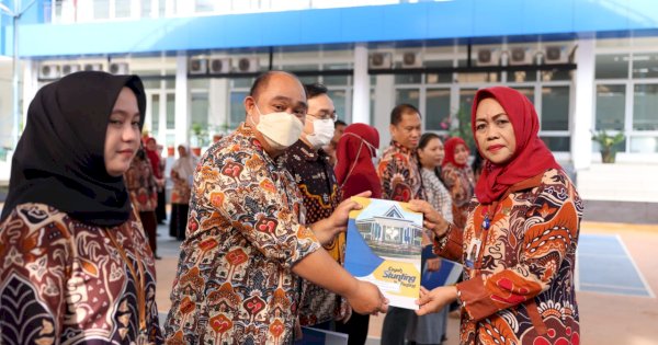 Penyederhanaan Birokrasi, Andi Rita Serahkan Surat Tigas Pokja Lingkup BKKBN Sulsel