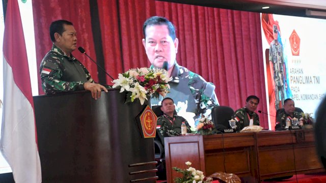 Panglima TNI Pimpin Apel Dansat Tiga Matra di Akmil